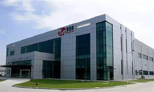 飞瑞为苏州东曜药业设备配备山特UPS电源